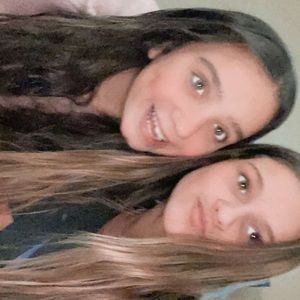 Meet your Posher, Ella